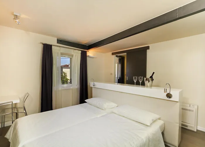 La Porta Luxury Guest house 4*
