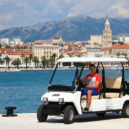 라 포르타 럭셔리 룸스 4*